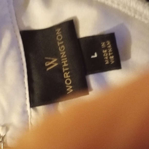 L Worthington halter style color block Top - Picture 2 of 3